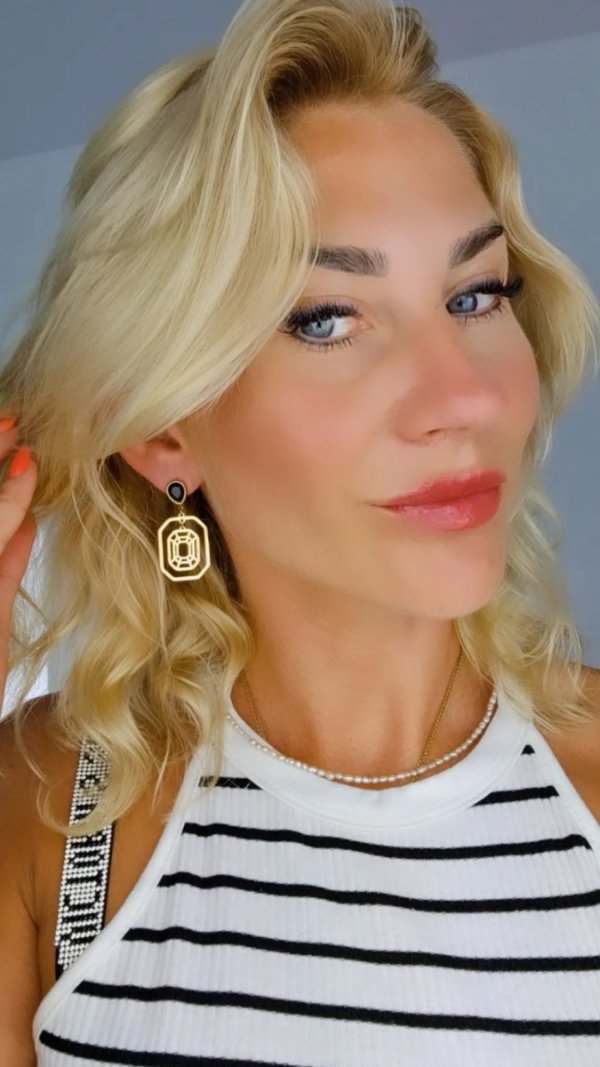 goldene Ohrringe aus Edelstahl
