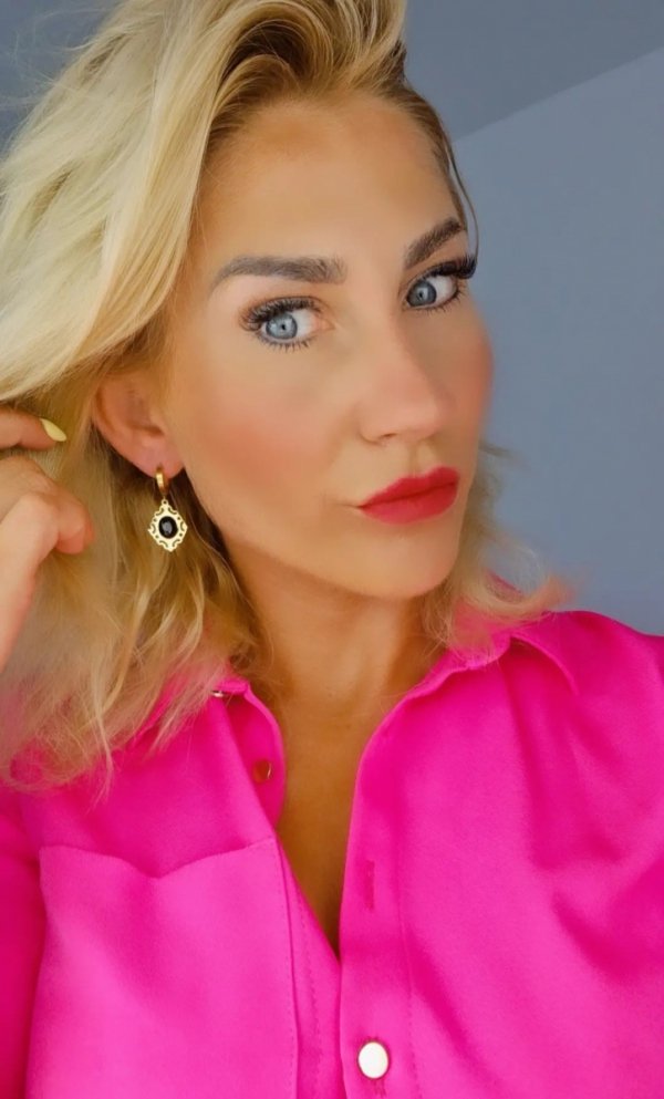 goldene Ohrringe aus Edelstahl