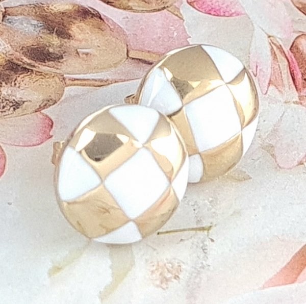 goldene Ohrringe aus Edelstahl