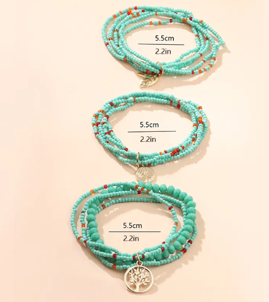 GOLDENES ARMBAND MIT EDELSTAHL