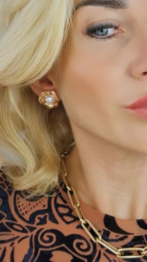 gold plated earrings with exclusive cubic zirconia