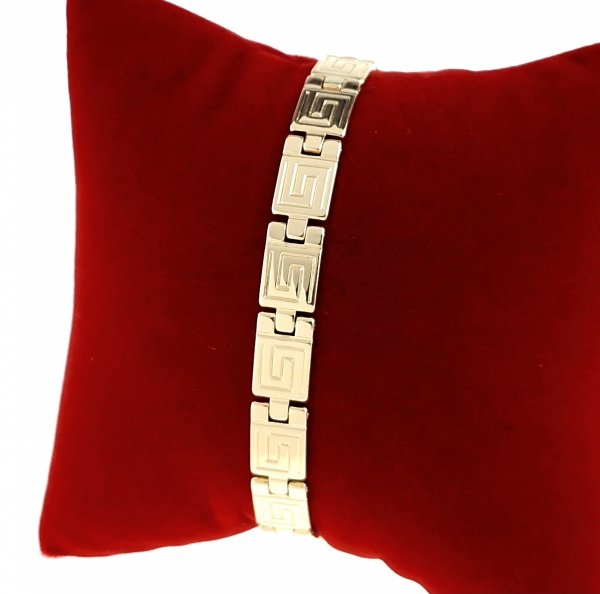 gold bracelet for a gold-plated leg