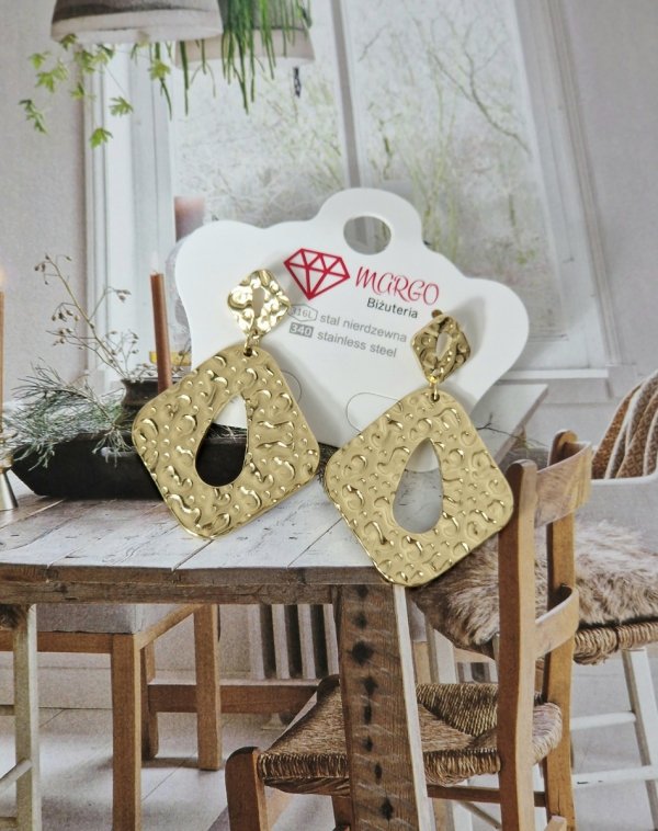 gold earrings made of stainless steel