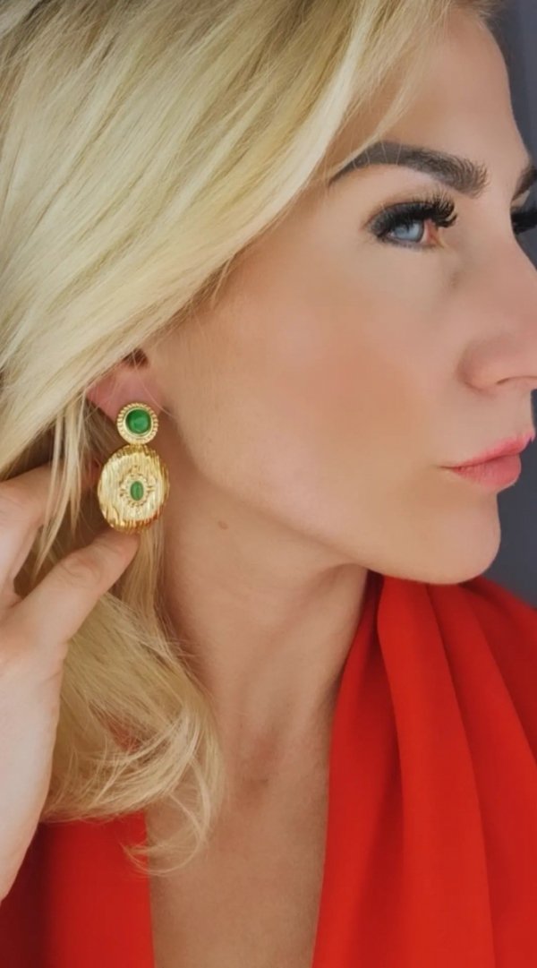 gold earrings made of stainless steel
