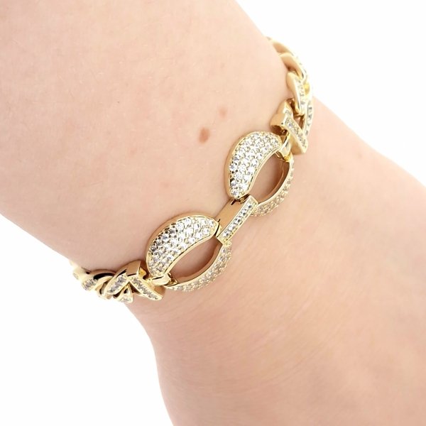 gold bracelet for a gold-plated leg
