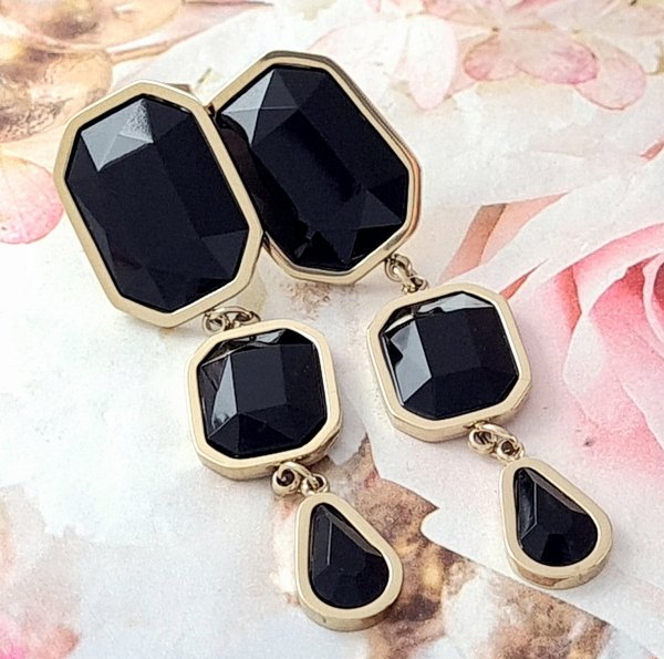 gold earrings made of stainless steel