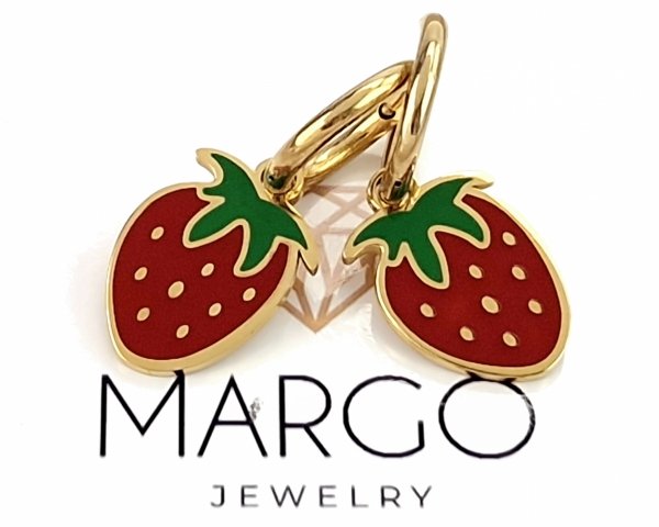 gold earrings made of stainless steel