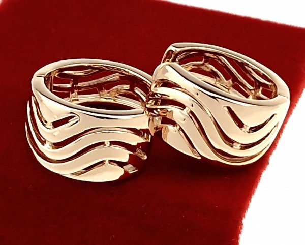 gold plated earrings with exclusive cubic zirconia