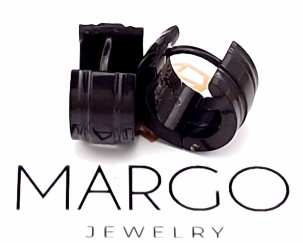 gold earrings made of stainless steel