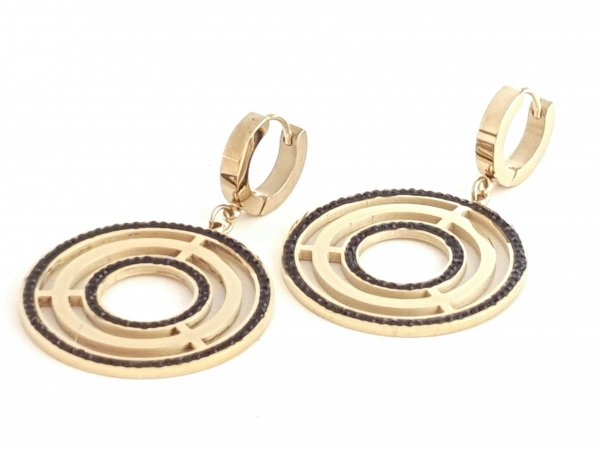 gold earrings made of stainless steel