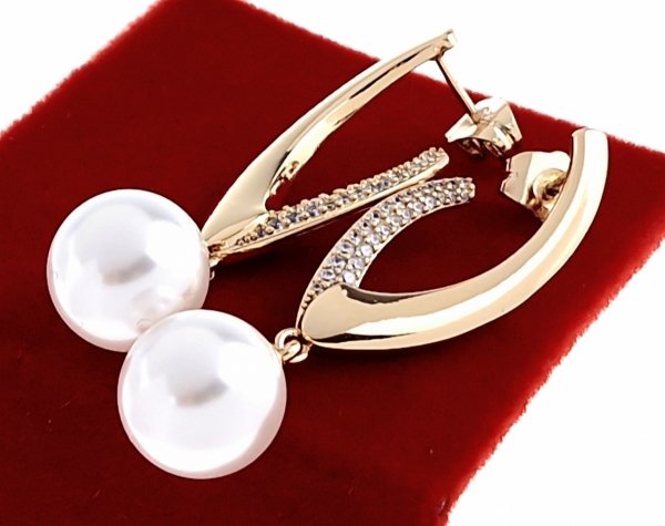 exclusive swarovski gold-plated earrings