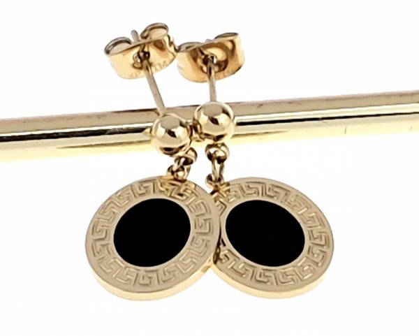 gold earrings made of stainless steel