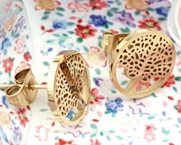 gold earrings made of stainless steel