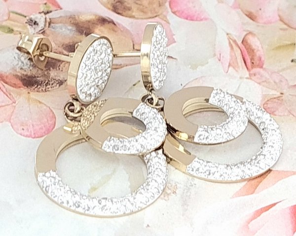 gold earrings made of stainless steel