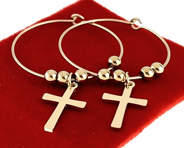 gold earrings made of stainless steel