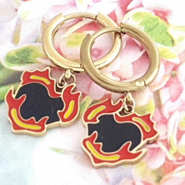 gold earrings made of stainless steel