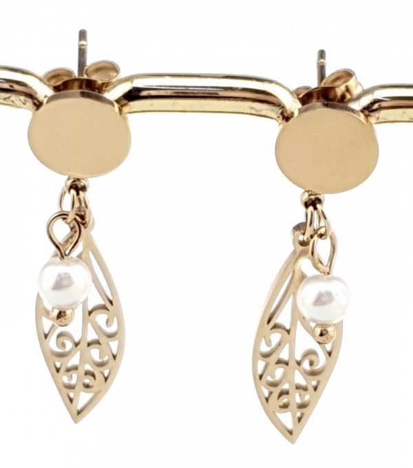 gold earrings made of stainless steel