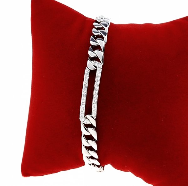 gold bracelet for a gold-plated leg