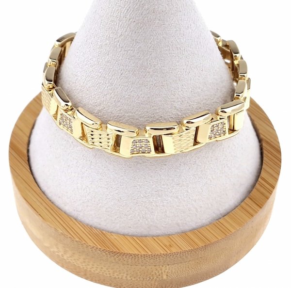 gold bracelet for a gold-plated leg