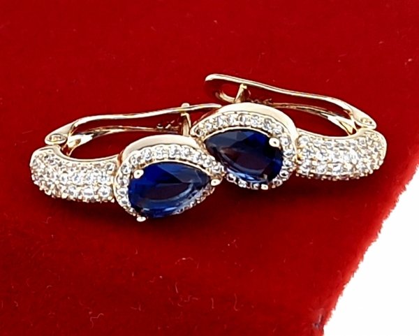 exclusive swarovski gold-plated earrings
