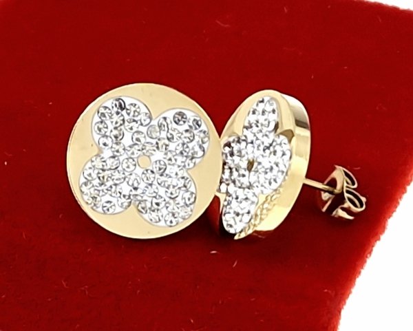 gold earrings made of stainless steel