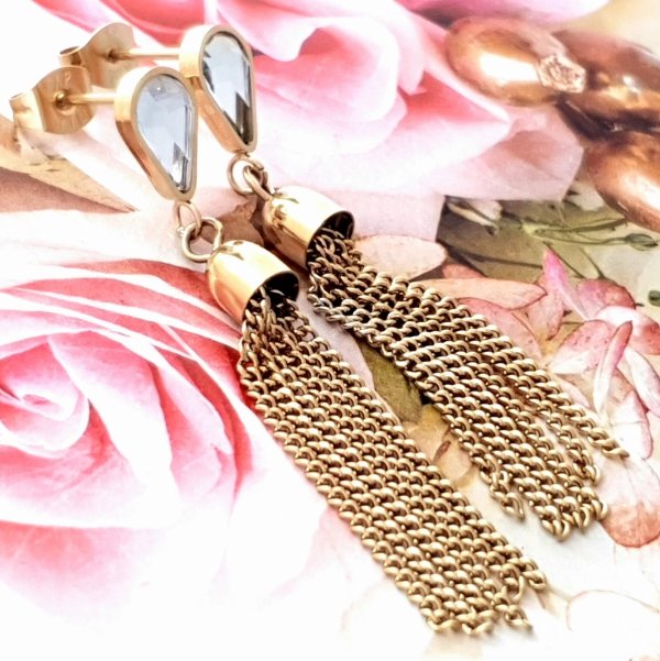 gold earrings made of stainless steel