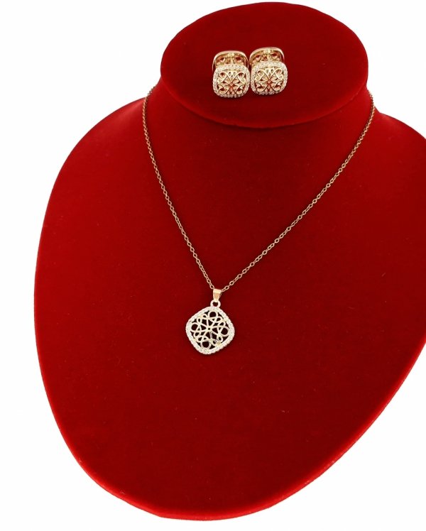 Gold Chain Celebrity Gold Plated Necklace 14K XUPING