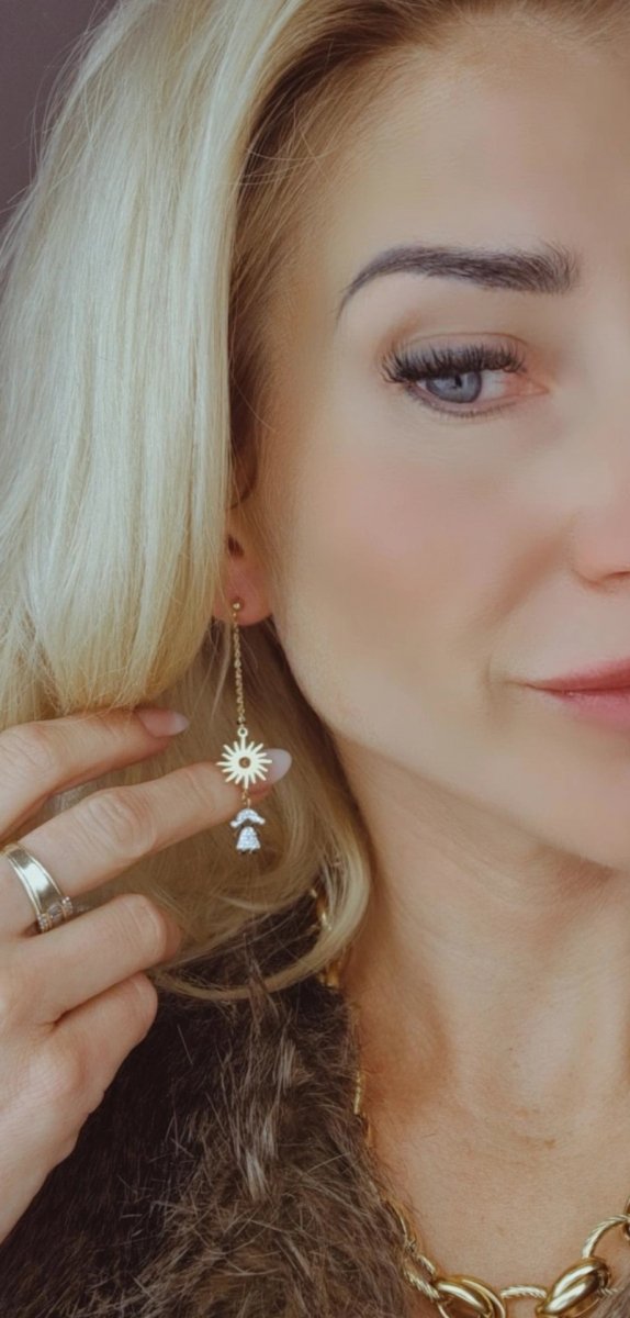 gold earrings made of stainless steel