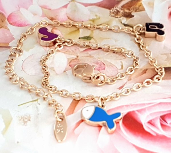 gold bracelet for a gold-plated leg