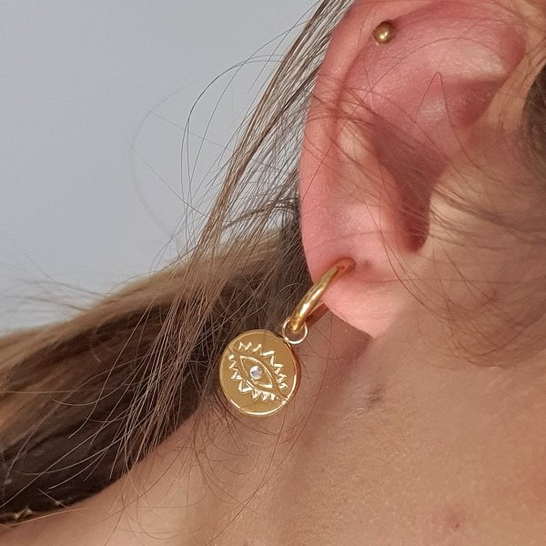 gold earrings made of stainless steel