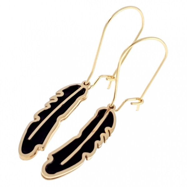 gold earrings made of stainless steel