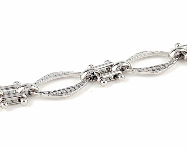 gold bracelet for a gold-plated leg