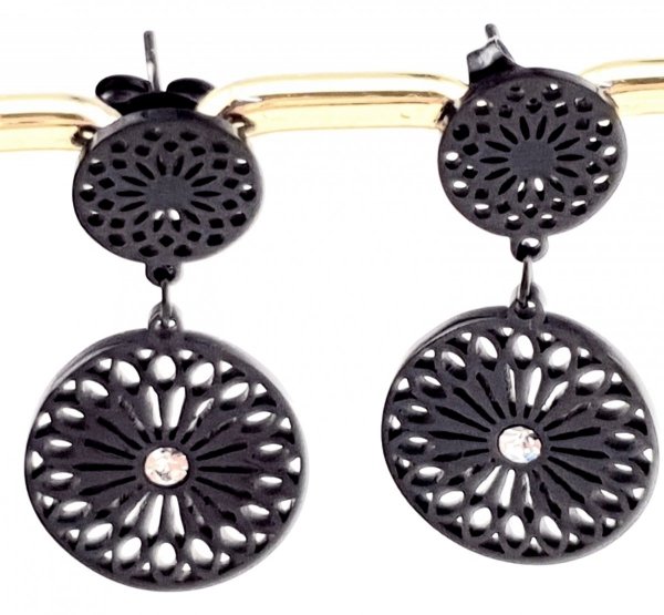 gold earrings made of stainless steel