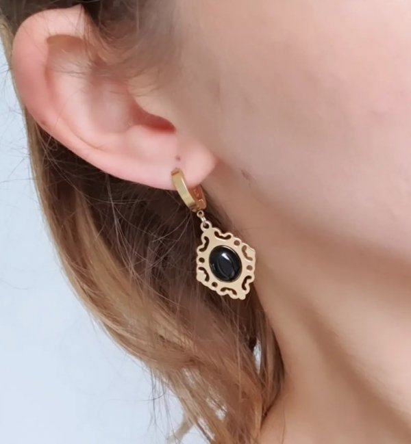 gold earrings made of stainless steel