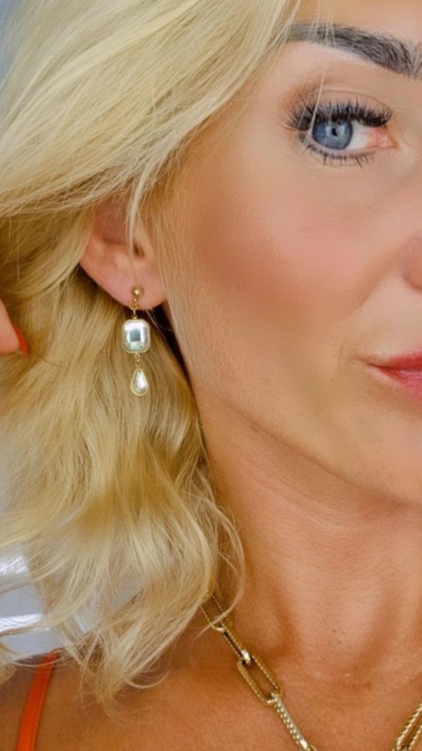 gold earrings made of stainless steel