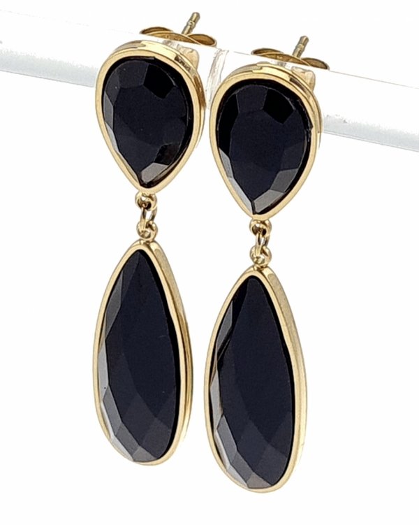 gold earrings made of stainless steel