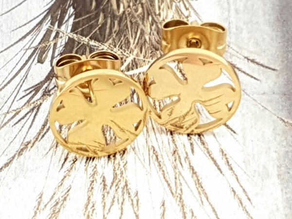 gold earrings made of stainless steel