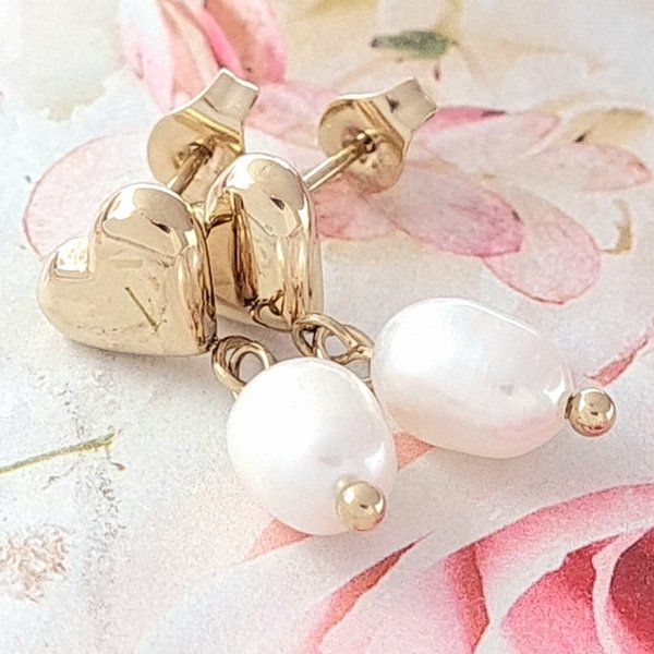 gold earrings made of stainless steel