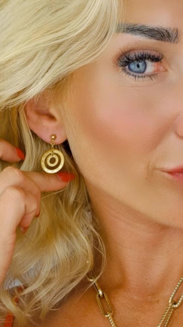 gold earrings made of stainless steel
