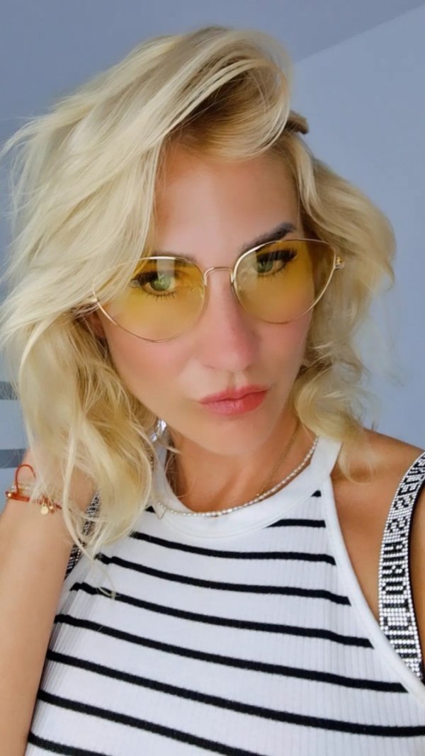 2664 Damskie okulary przeciwsłoneczne muchy ozdobne UV400
