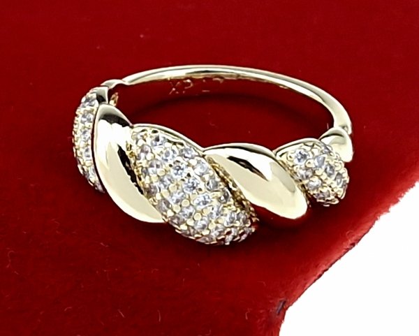 645 Pierścionek złoty zaręczynowy błyszczący cyrkonie pozłacany 14k