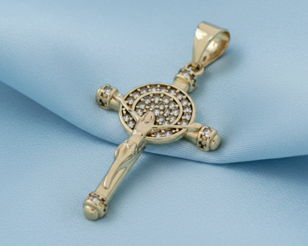 1932i Złota zawieszka błyszcząca pozłacana 14k cyrkonie krzyż