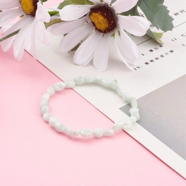 4374 Bransoletka naturalny kamień larimar na gumce jubilerskiej
