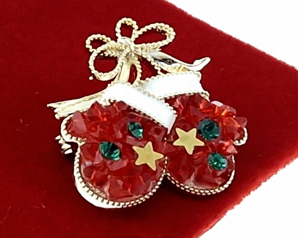 3675 Elegancka broszka złota cyrkonia przypinka pozłacana 14k Xuping Boże Narodzenie