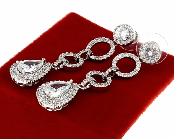 2035b Kolczyki srebrne pozłacane białym złotem wiszące cyrkonie