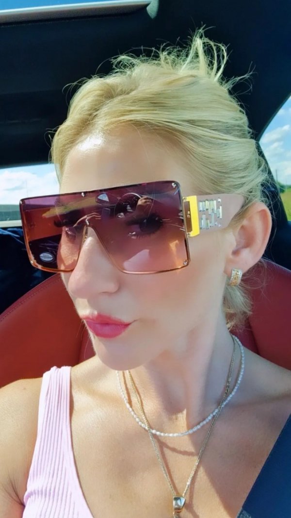021 Damskie okulary przeciwsłoneczne muchy ozdobne UV400