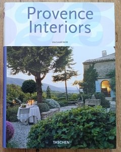 Provence Interiors / Taschen