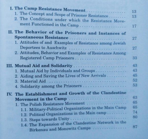 Henryk Świebocki Auschwitz 1940-1945. Central Issues in the History of the Camp. Volume IV: The Resistance Movement