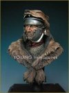 Young Miniatures YH1803 ROMAN SIGNIFER 1st Century A.D 1/10