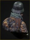 Young Miniatures YM1877 ALTER HASE WWII 1/10